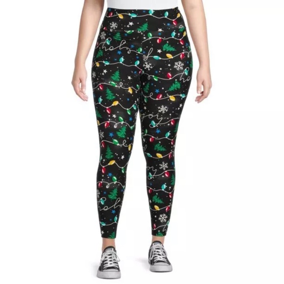 Terra and Sky Women’s String Lights Print Holiday Leggings Size 1X (16W-18W) NWT - Picture 1 of 5